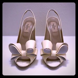 New Valentino White Patent Bow Slingback 37.5 /7.5